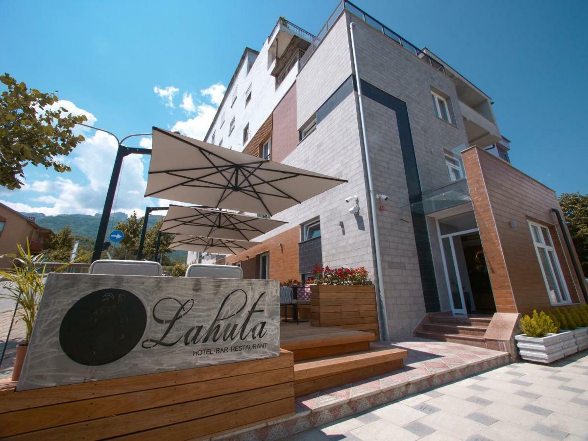 Hotel Lahuta Bajram Curri Bagian luar foto