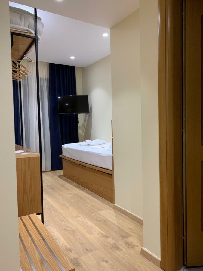 Hotel Lahuta Bajram Curri Bagian luar foto