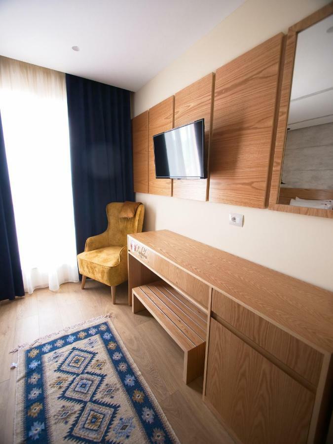Hotel Lahuta Bajram Curri Bagian luar foto