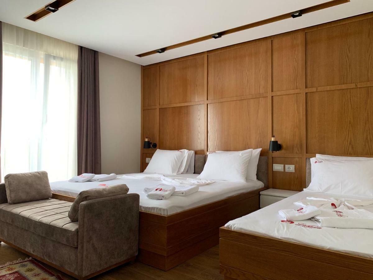 Hotel Lahuta Bajram Curri Bagian luar foto
